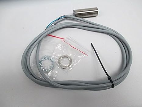 New PEPPERL FUCHS NBB5-18GM50-E2 83995 Proximity Switch Sensor 10-30V-DC D235405