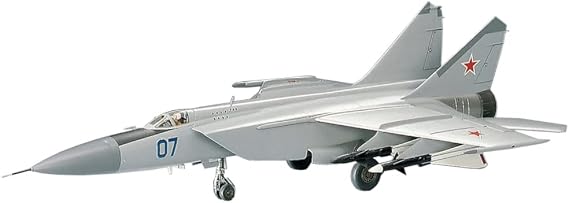 Hasegawa 1/72 Soviet Air Force Mig 25 Foxbat Plastic Model D4