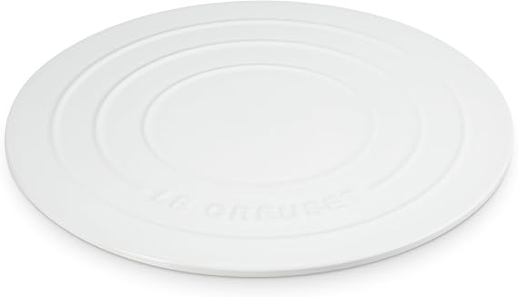 Le Creuset Stoneware Round Pizza Stone, 15 in., White