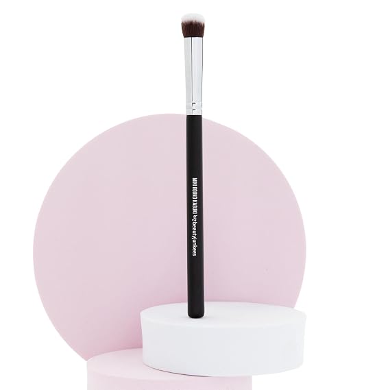 Mineral Powder Eyeshadow Makeup Brush Small Mini Round Top Kabuki, Synthetic Dome Smudge Eye Shadow Brushes for Blending Smoky Eye, Setting Concealer Liquid Cream Cosmetics, Cruelty Free