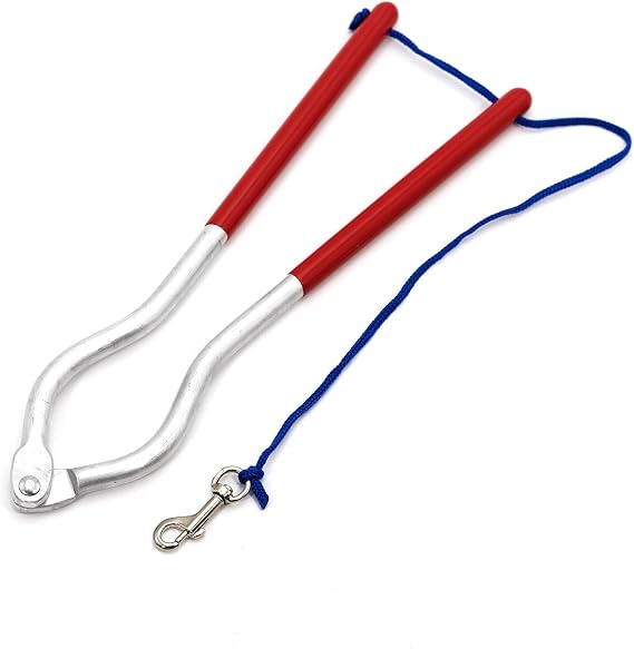 Jeffers Equine Humane Horse Lip Twitch with Cord & Snap, Aircraft Aluminum One Person Horse Restraint Tool with Grooved Nose Opening for Grooming, Vet Care, Farrier, Hoof Care, Tack, Stable & Ranch