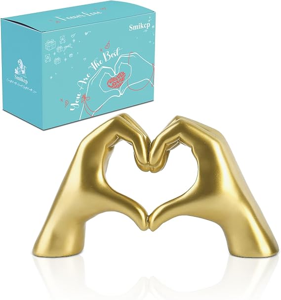 Heart Gesture Sculpture Modern Gold Resin Hand Heart Statue for Home Decor