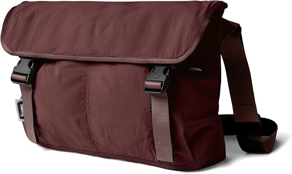 Bellroy Cinch Messenger 12L, Lightweight Shoulder Bag - Burgundy