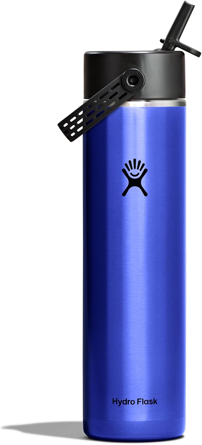 Hydro Flask – Lightweight Wide Flex Straw Cap Bottle 710 ml (24 oz) – Stainless Steel, Leakproof with Strap – Insulated Cold 24 Hrs – Sapphire Blue
