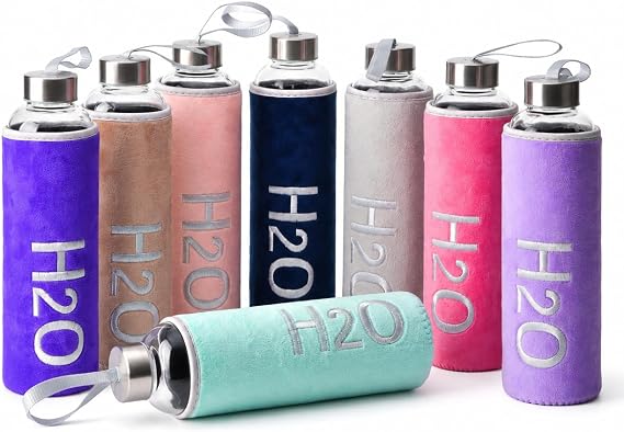 Deconox Peluş Kılıflı Cam Matara 600 ml, Metal Vidalı Kapaklı ve Taşıma Askılı Su Şişesi, 1 Adet, 8 Renk Asorti Gönderim – Renk Seçilemez