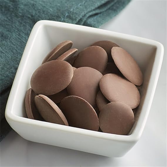 25 lb. La Premiere Etoile 58% Semi-Sweet Wafers WS-409G3580C25-NF