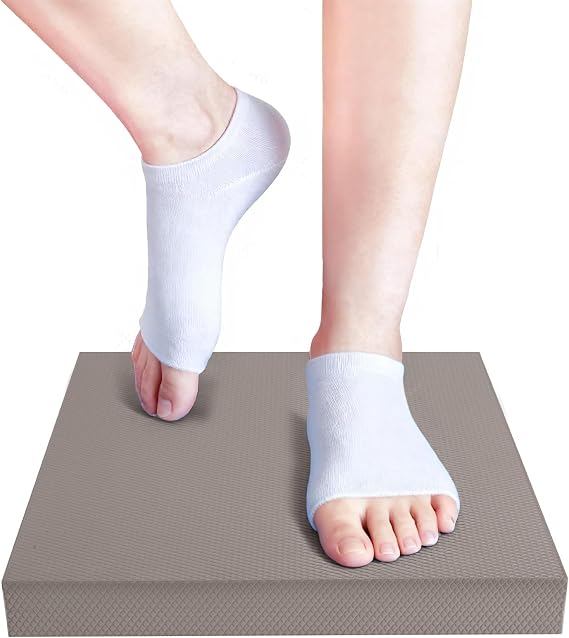 Exercise Balance Pad,Balance Foam Mat for Physical Therapy Equipment & Strength Stability Training, Slip Resistant Foam Mat for Yoga, Pilates, Meditation,Gardening knee pads