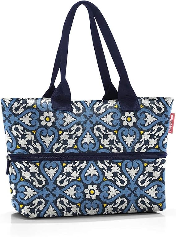 reisenthel shopper e1 - Large capacity and expandable bag made of water repellent and recycled polyester fabric