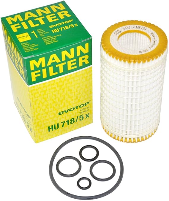 Metal-free oil filter element