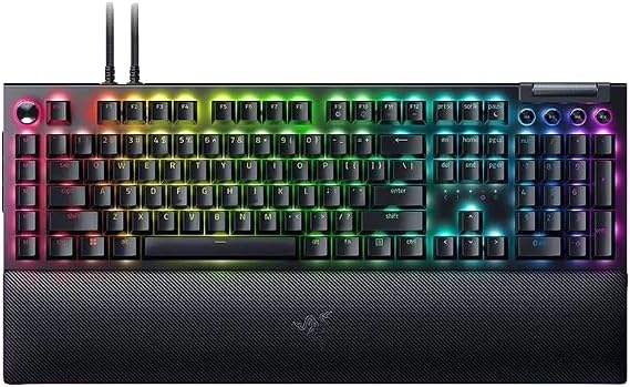 Razer BlackWidow V4 Pro Mechanical Gaming Keyboard, Green Switch, RGB Lighting, 8 Macro Keys, Wrist Support, Turkish Q