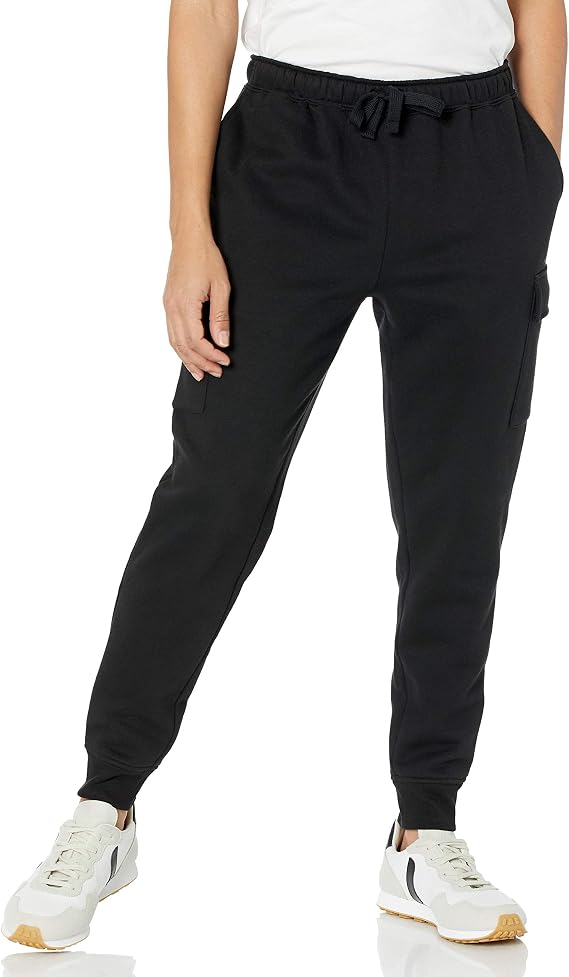 Amazon Essentials Men's Relaxed Fit Cargo Fleece Jogger Sweatpant