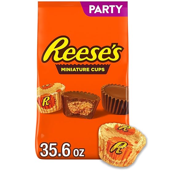 REESES Miniatures Milk Chocolate Peanut Butter Cups, Candy Party Pack, 35.6 oz