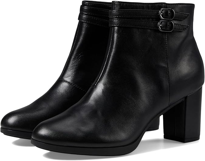 Clarks Women's Bayla Light
