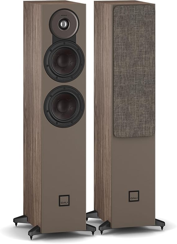 DALI SONIK 5 – Slim Floorstanding Speakers (Pair) with Dual 5¼″ Clarity Cone™ Woofers, 29mm Soft Dome Tweeter & SMC™ Technology – Walnut