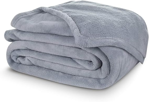Fleece Blanket 150 x 200 cm Grey