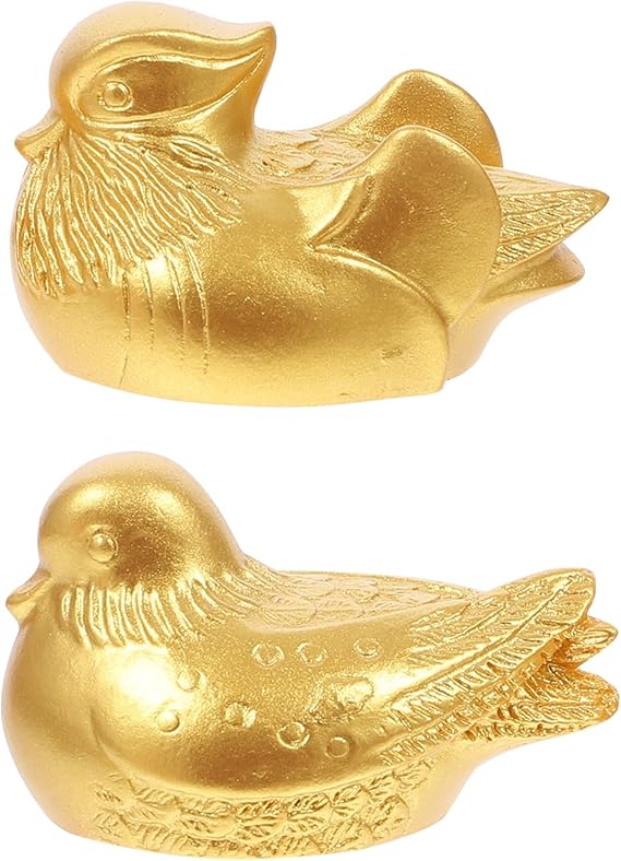 LIFKOME 2Pcs Mandarin Ducks Statue Chinese Feng Shui Yuan Yang Figurine Golden Duck Love Birds Ornament for Valentines Day Wedding Home Office Decor
