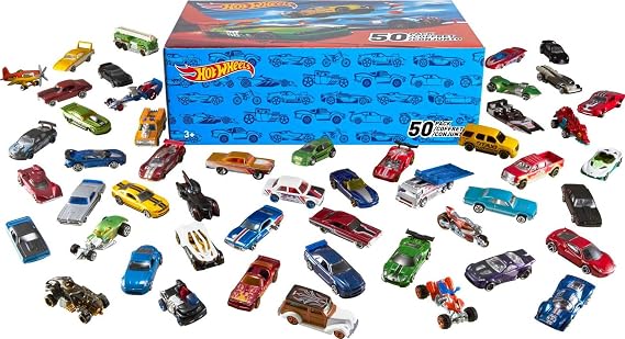 Hot Wheels Ellili Araba Seti, 3 yaş ve üzeri, V6697 | 50 Adet Ayrı Paketlenmiş Oyuncak Araba ve Kamyon Seti, Çocuklar ve Koleksiyonerler için Anında Koleksiyon, V6697