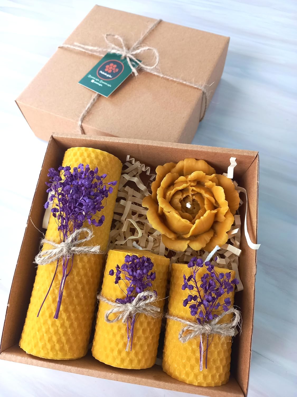 Petekoğlu Wax Candle Decorative Gift Box Set of 4 Natural Honeycomb Beeswax Candle Opened Rose Purple Decorated Opened Rose [Energy Class A]