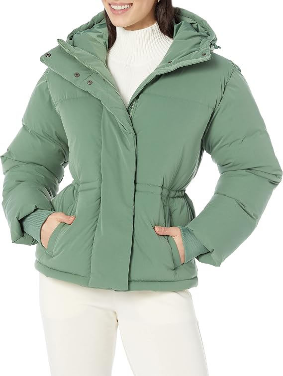 Amazon Essentials Women's Short Waisted Puffer Jacket (Available in Plus Size)