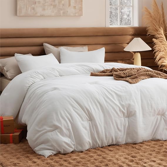 Bedsure Oversized King Comforter Prewashed Bedding Set 3Pcs White 120"x98"