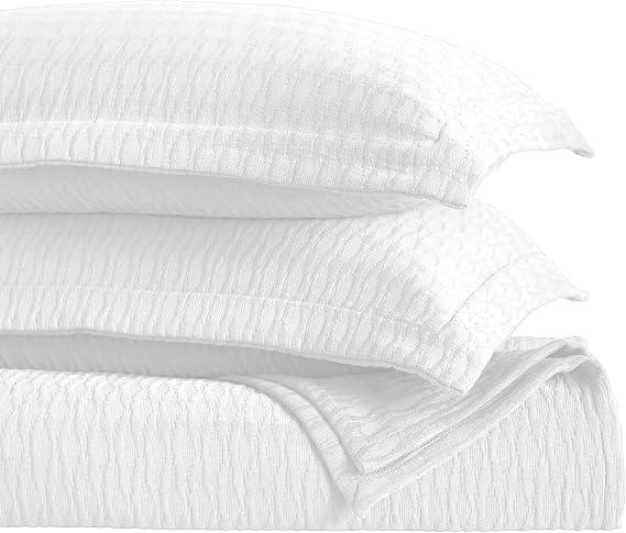 Superior 3 Piece Cotton Bedspread Set, Home Bed Decor, Decorative Bed Spread, 2 Pillow Shams, Medium Weight Blanket, Matelasse Coverlet, Bedding Essentials, Calvert Collection, Full, White