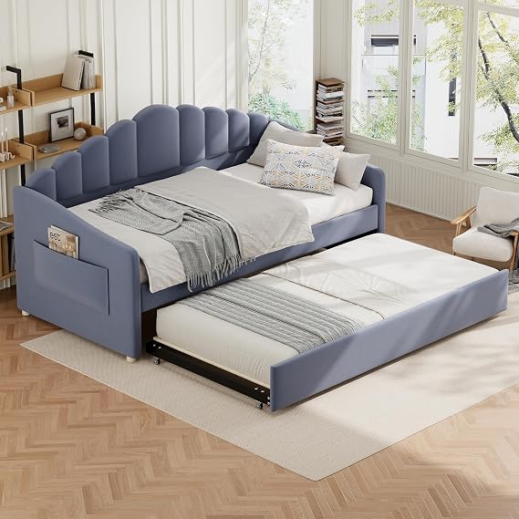 Single Bed with Pull Out Trundle, Children's Bed with Charging-Station and Beside Storage & Storage Pocket, 3ft Velvet Daybed with Scalloped Headboards, Gray, 90x190 cm (No Mattress)